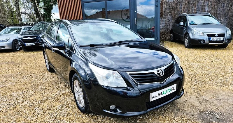 Toyota Avensis cena 24900 przebieg: 227000, rok produkcji 2009 z Śrem małe 781